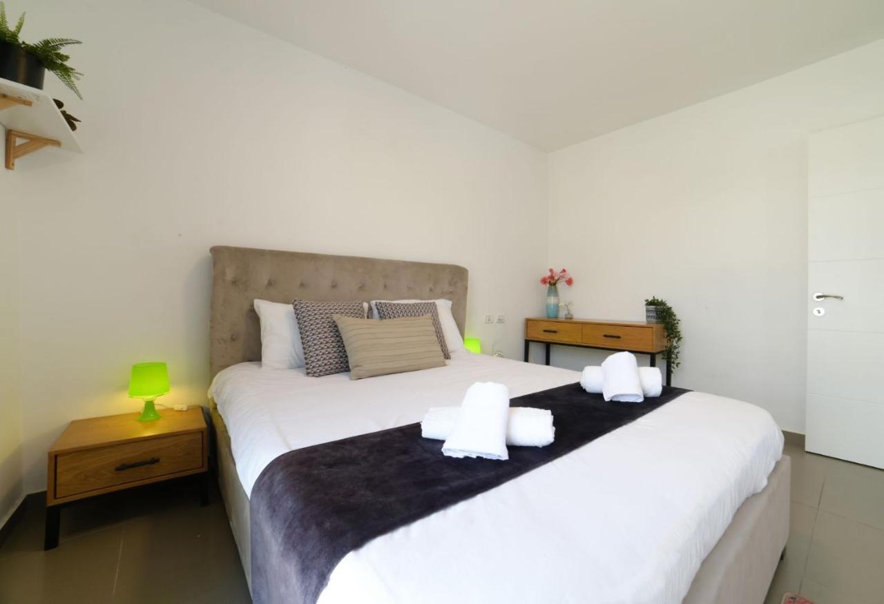 Yalarent Migdalor Apartments With Sea Views טבריה מראה חיצוני תמונה